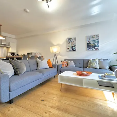 Nordic Apartments, * 울버스톤
