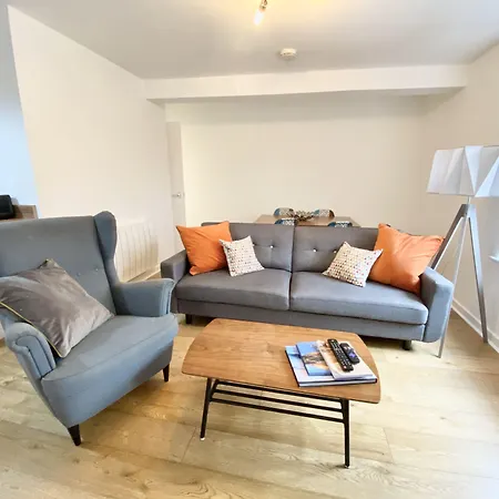 Nordic Apartments, * 울버스톤