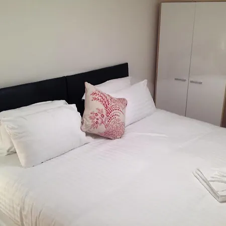 Nordic Apartments, 울버스톤